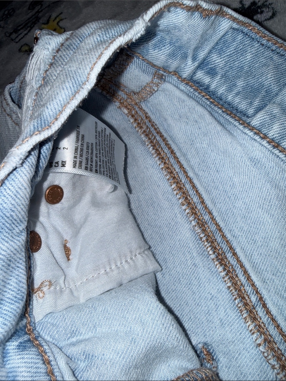 2 shorts Kensie jeans short and American Eagle bundle ! pack of 2 shorts ! Sz 2 - Picture 5 of 7